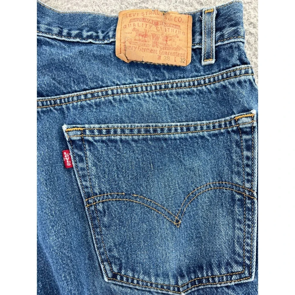 Vintage 90's Levi's Relaxed Straight Leg Jeans Men's Size 36x31 Blue‎ READ